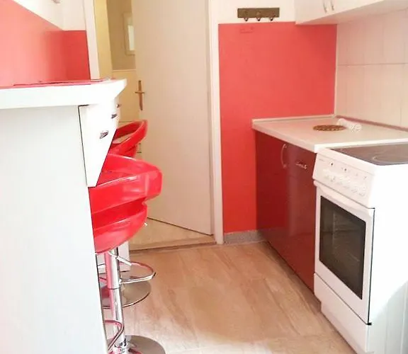 Apartment Hobbit Hole Split